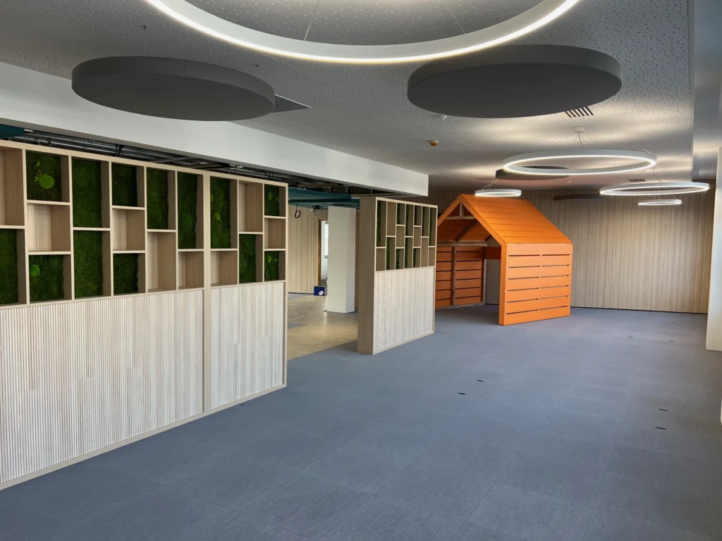 Agencement sur mesure pour La Poste Nancy