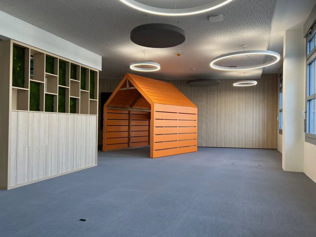 Agencement sur mesure pour La Poste Nancy