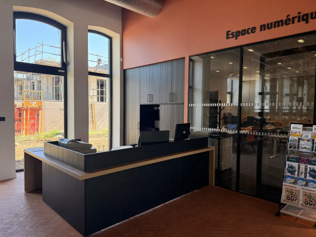 Agencement Médiathèque Montigny